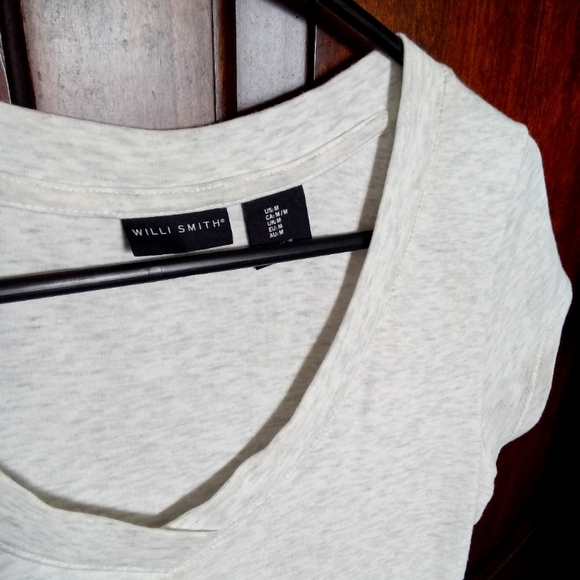 Willi Smith Heathered Grey V-Neckline Tee Shirt - Picture 9 of 9